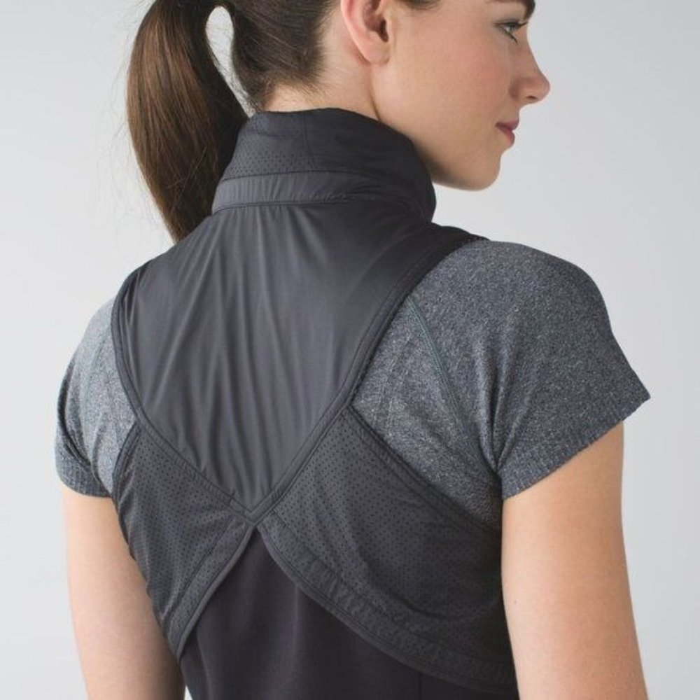 Lululemon Kanto Catch Me Vest Black - Picture 12 of 14